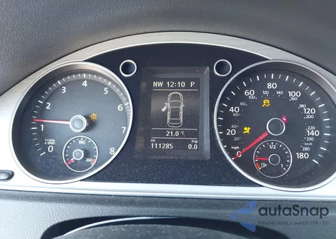 2014 Volkswagen Cc 2.0T Sport z USA, uszkodzony, nr VIN WVWBP7AN2EE508097